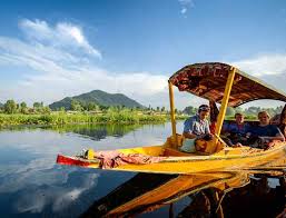 5D4N Kashmir Honeymoon Package